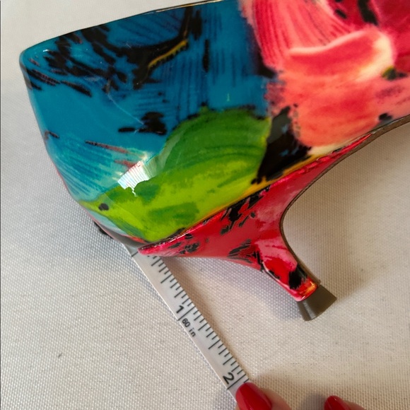 Vionic Multicolor Heels - Picture 9 of 9